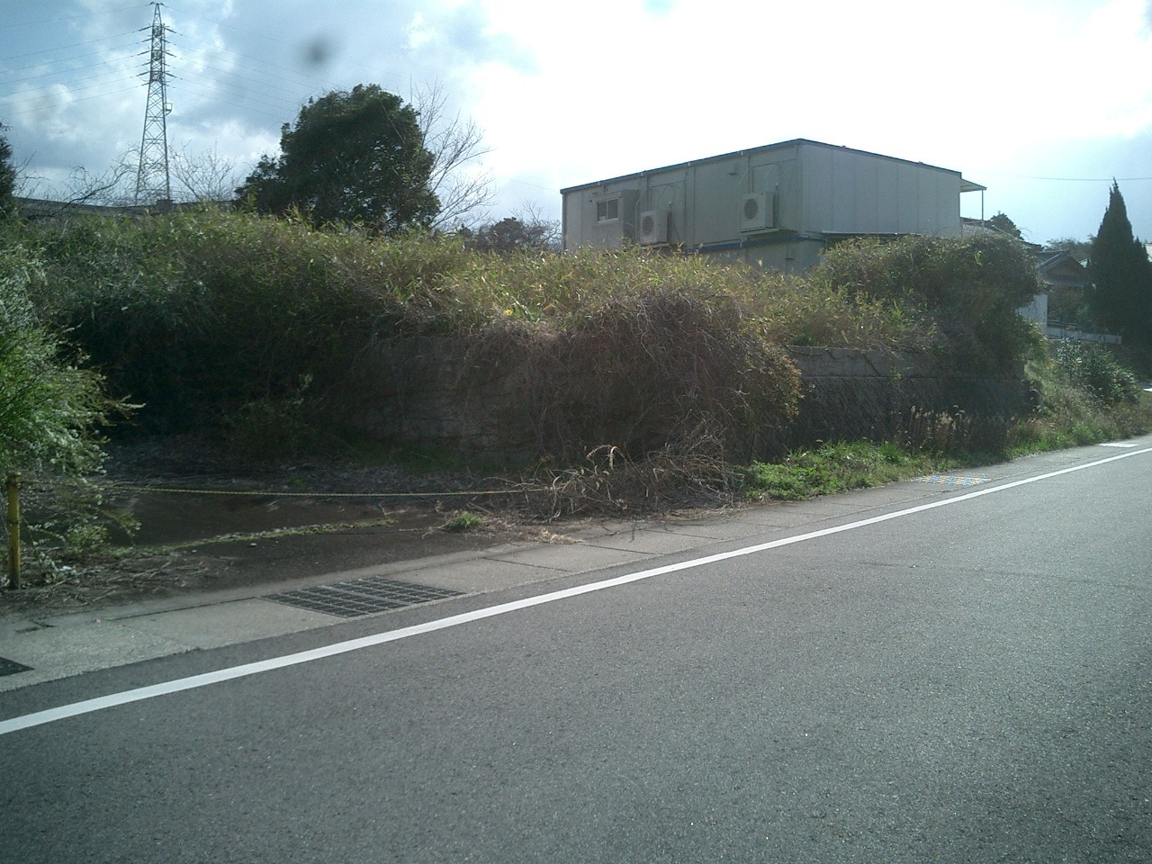 亀山市布気町：山林